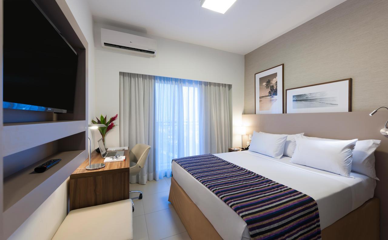 Double Room Queen Bed